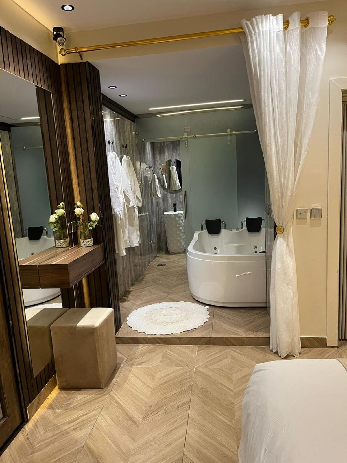 Nourth House Aparthotel Al Qurayyat Extérieur photo